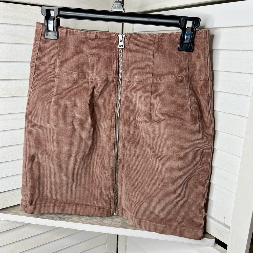 Wild Fable Women's Corduroy Mini Skirt Zip‎ Front Dusty Rose Color Size 0 EUC